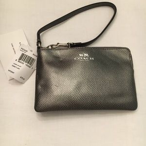 BLOW OUT!!! NWT Coach Leather Wristlet - Pewter